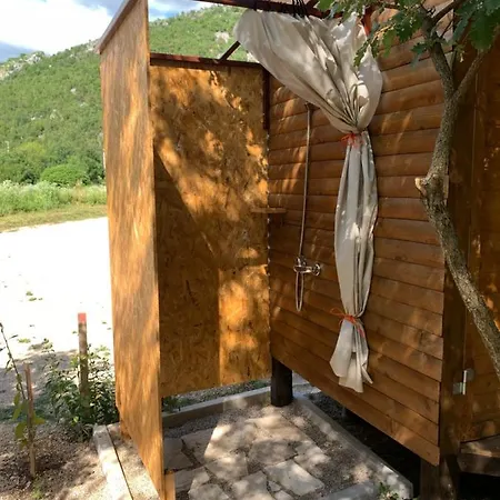 Cozy Treehouse With Private Luxury tent Blagaj