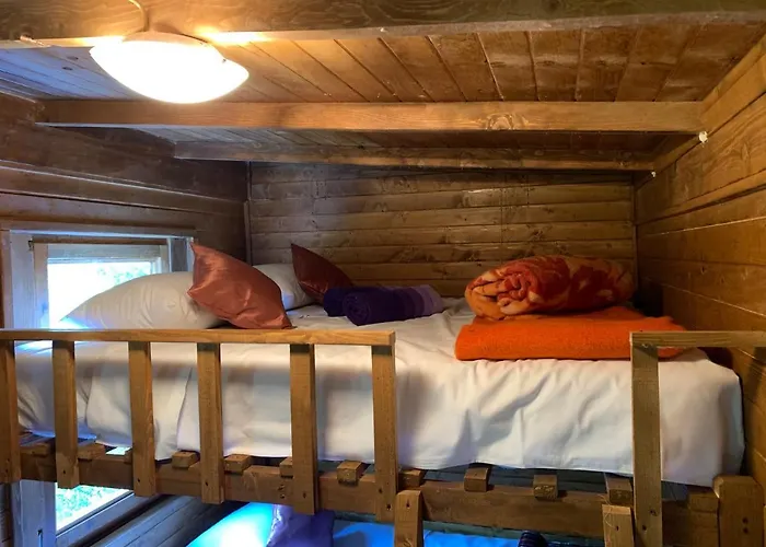 Cozy Treehouse With Private Campismo de Luxo