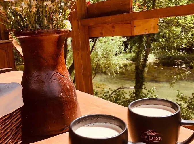 Cozy Treehouse With Private