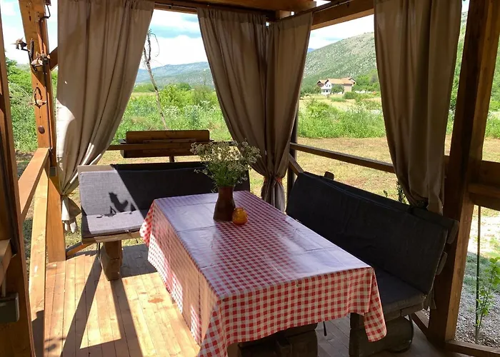 Campismo de Luxo Cozy Treehouse With Private *